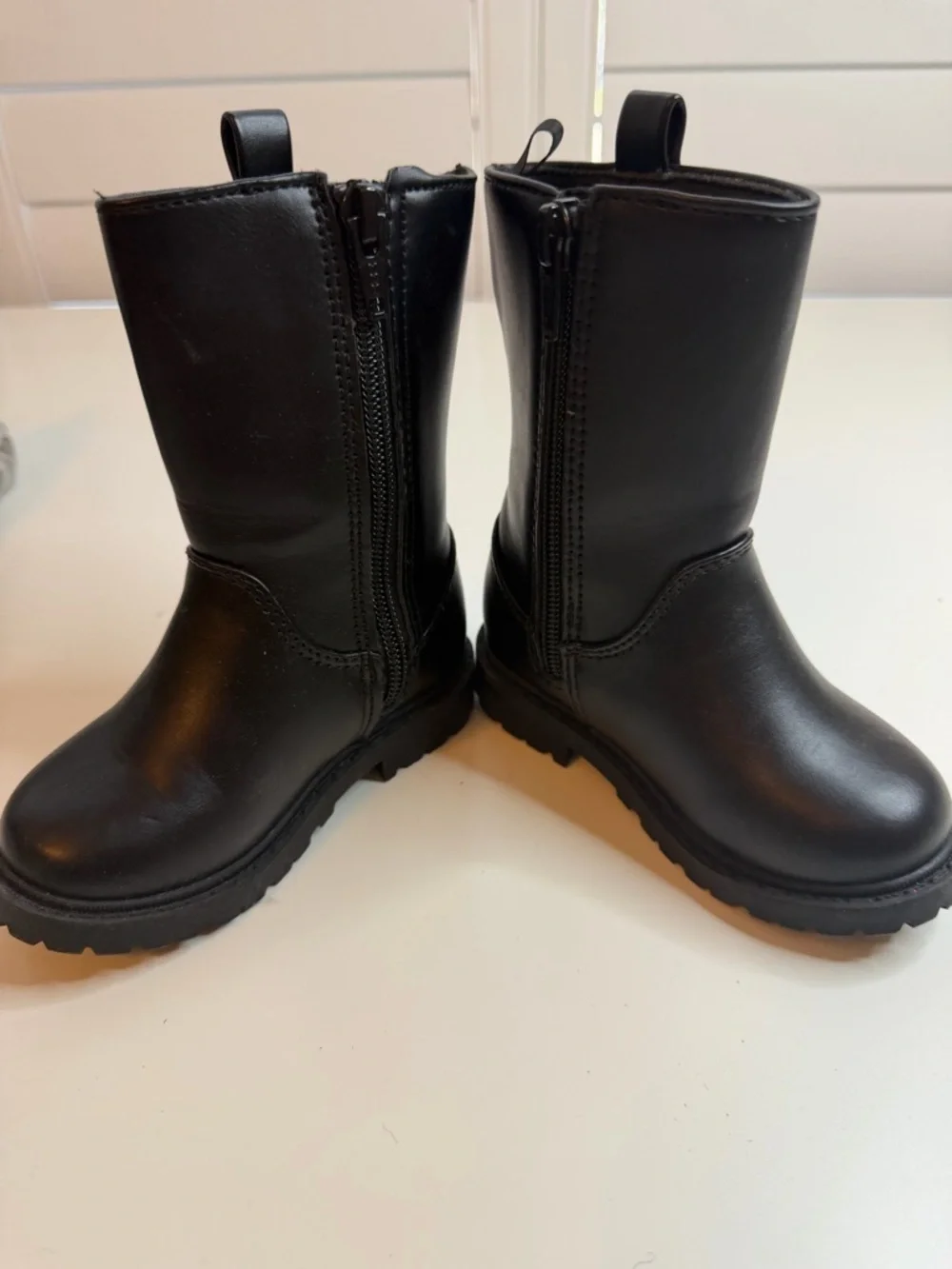 Cat & Jack sleek black
